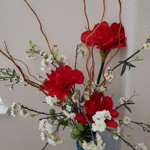 Flowers decoration - Picture 2 of 3